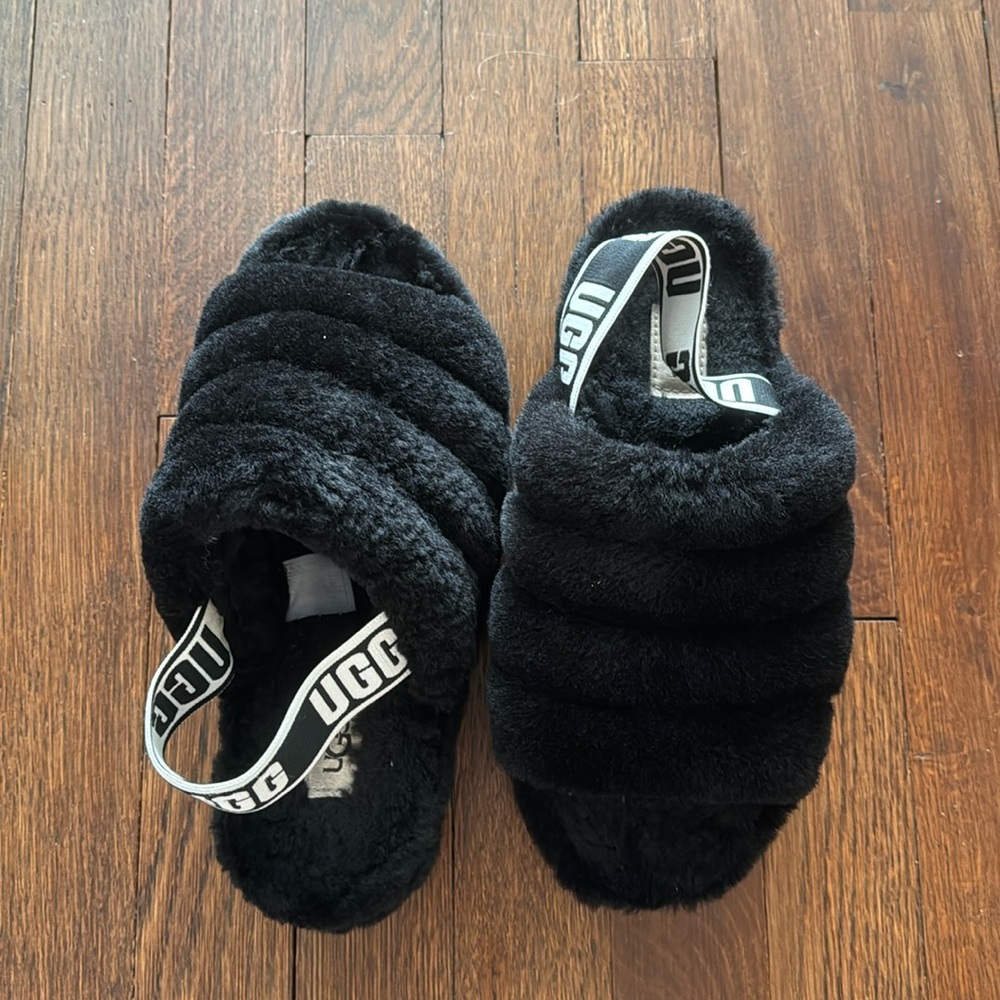 Black Ugg Fluff Yeah Slippers